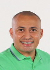 CAMILO BANKS 