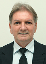 DR VANDERLEI