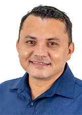 CLAUDINHO
