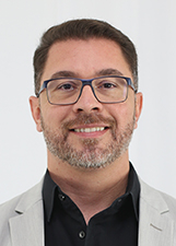 DR. FERNANDO