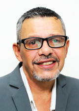 EDUARDO SILVA