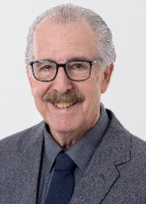 DR HAYDEN