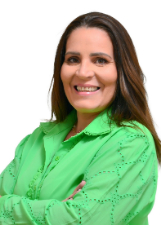 YARA FALAVINHA