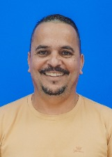 LÉO DA COMUNIDADE