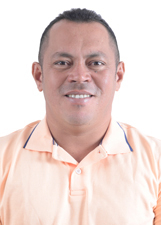 ADRIANO ARAÚJO